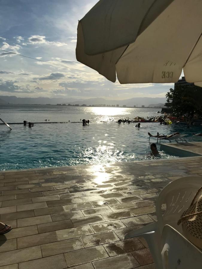 Apartamento Pe Na Areia Frente Para O Mar E Piscina Na Prainha Caraguatatuba Eksteriør bilde
